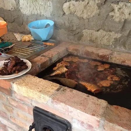 Vendégház árnyas *